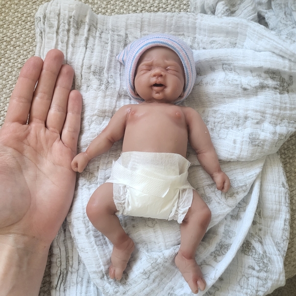 Micro Silicone Baby Doll 8 Inches (GIRL) - Picture 2 of 5